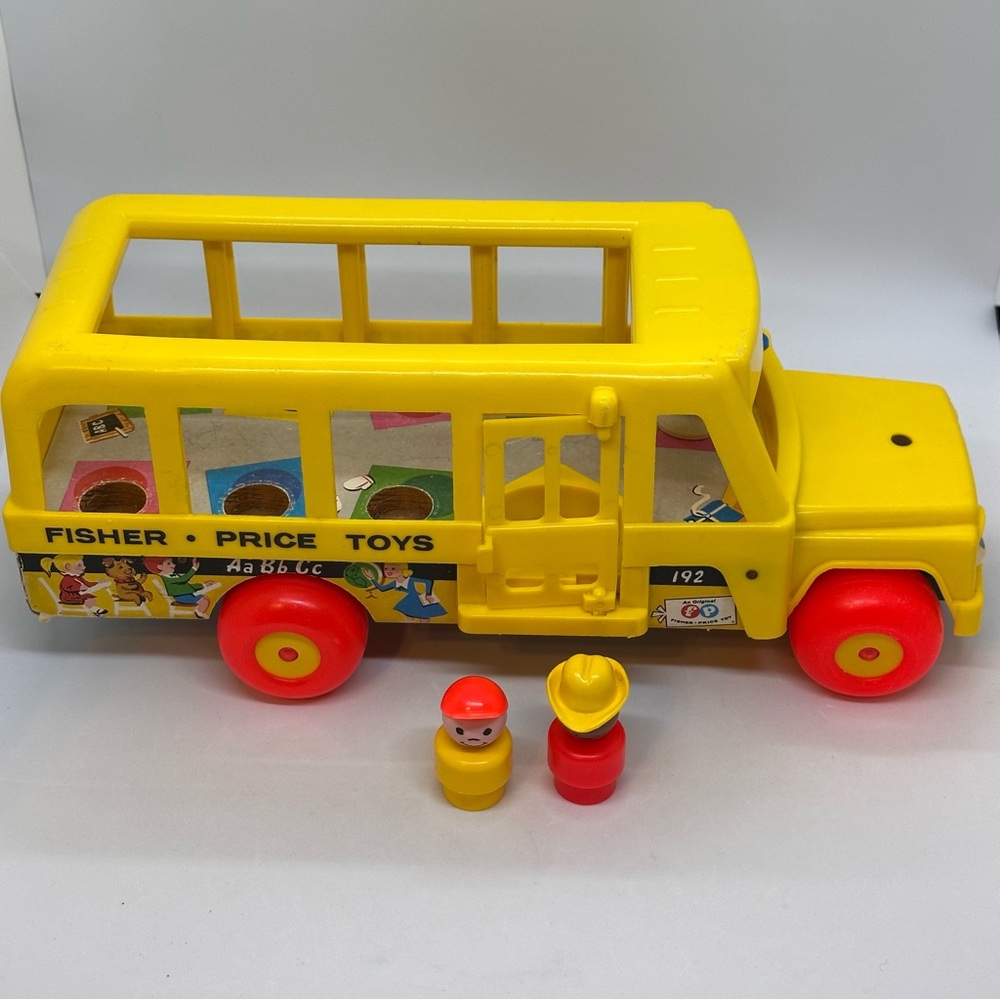 VTG 1965 Fisher Price #192 Little People Play Family School Bus 2 People *READ*